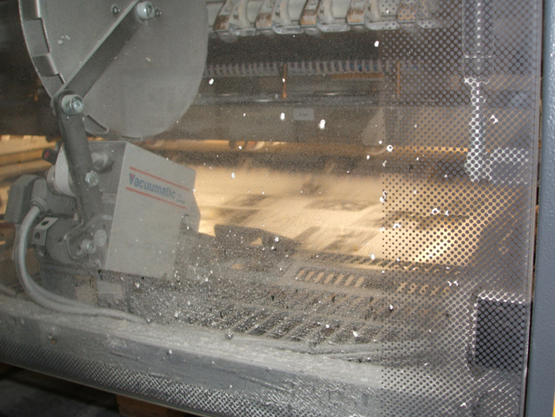 tl_files/verlag-voegel/upload/Impressionen/Bundesstiftung Aufarbeitung/2_Bogenauslage.jpg